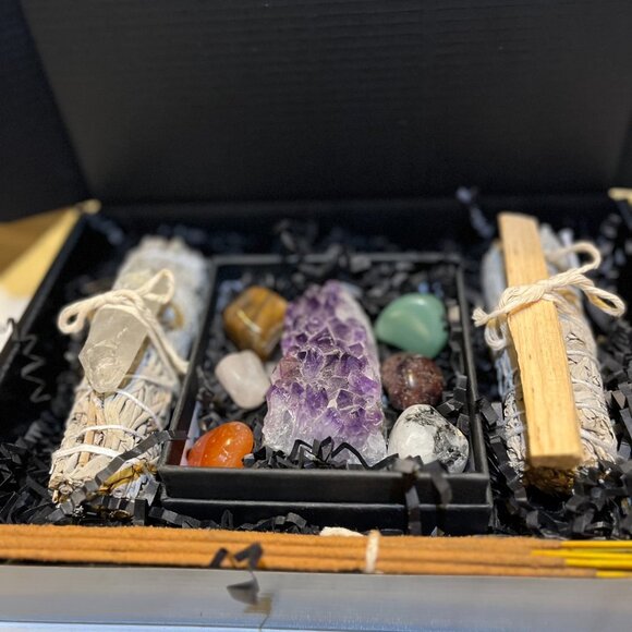 NWT - Crystal Harmony Witch Box Gift Set - Purify, Energize, and Elevate - Picture 2 of 5
